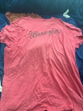 Wrangler Coral Script Logo Short Sleeve Tee